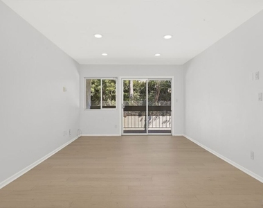4900 Overland Avenue - Photo Thumbnail 6