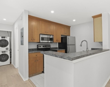 4900 Overland Avenue - Photo Thumbnail 4