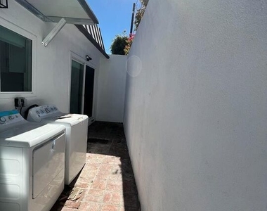 8757 Dorrington Avenue - Photo Thumbnail 8