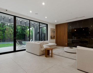 356 N La Jolla Avenue - Photo Thumbnail 4