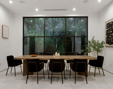 356 N La Jolla Avenue - Photo Thumbnail 10