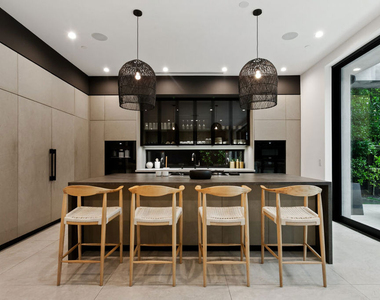 356 N La Jolla Avenue - Photo Thumbnail 8