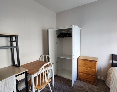 3582 S Budlong Avenue - Photo Thumbnail 33