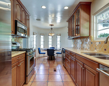 6630 Colgate Avenue - Photo Thumbnail 13
