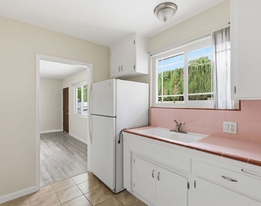 1361 Yosemite Drive - Photo Thumbnail 1