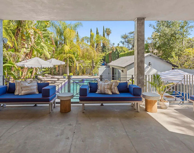 1724 N Sierra Bonita Avenue - Photo Thumbnail 11