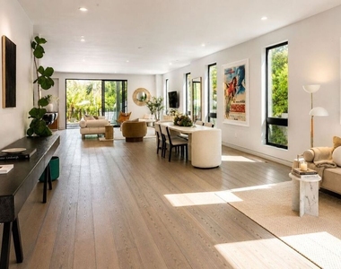 1724 N Sierra Bonita Avenue - Photo Thumbnail 3
