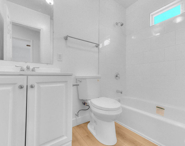 2820 Liberty Boulevard - Photo Thumbnail 10
