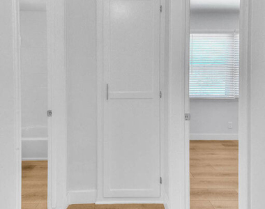 2820 Liberty Boulevard - Photo Thumbnail 11