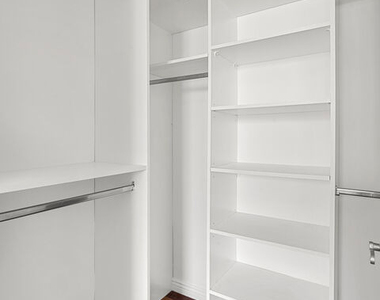 744 N Alfred Street - Photo Thumbnail 34