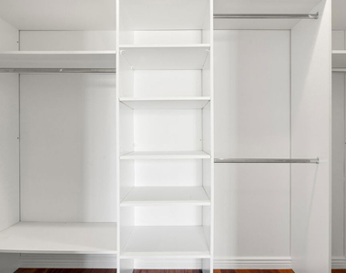744 N Alfred Street - Photo Thumbnail 28