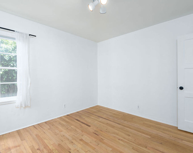 1133 26th Street - Photo Thumbnail 14