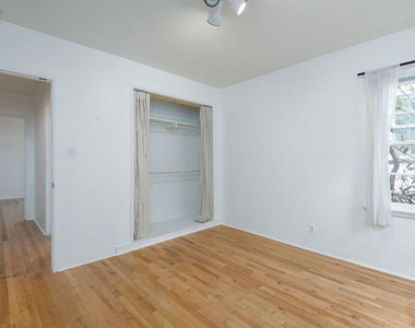 1133 26th Street - Photo Thumbnail 12