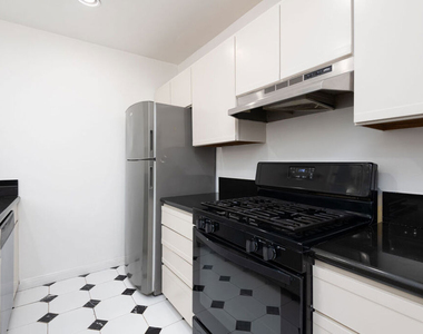 1133 26th Street - Photo Thumbnail 9