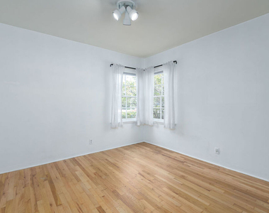 1133 26th Street - Photo Thumbnail 16