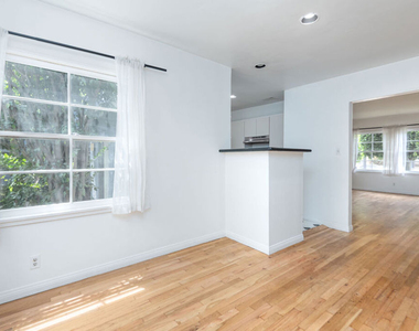 1133 26th Street - Photo Thumbnail 5