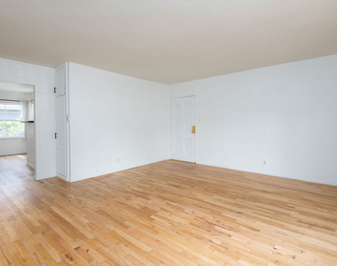 1133 26th Street - Photo Thumbnail 3