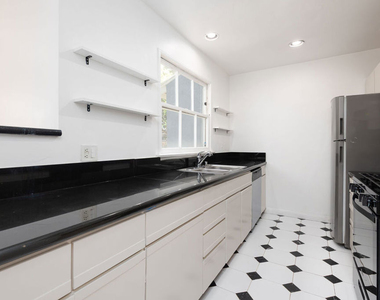 1133 26th Street - Photo Thumbnail 8