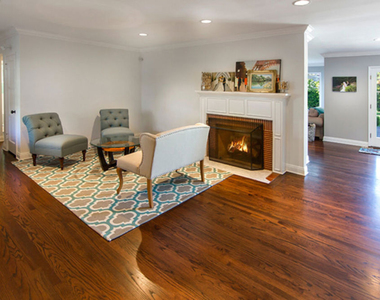 12419 Sarah Street - Photo Thumbnail 5