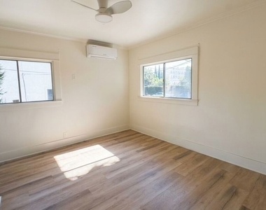 1536 N Mariposa Avenue - Photo Thumbnail 3