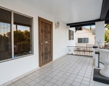1536 N Mariposa Avenue - Photo Thumbnail 1