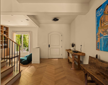 330 7th Street - Photo Thumbnail 3