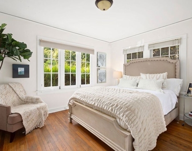 1722 Maltman Avenue - Photo Thumbnail 5
