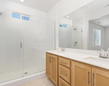 32336 Brunello - Photo Thumbnail 12