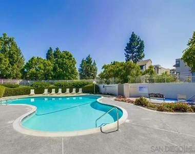 8462 Via Sonoma - Photo Thumbnail 18