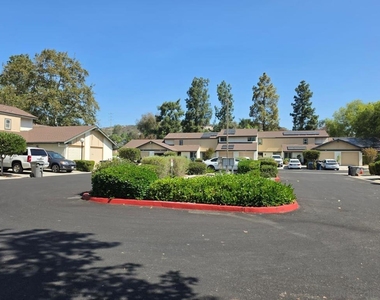 505 Smoketree Gln - Photo Thumbnail 2