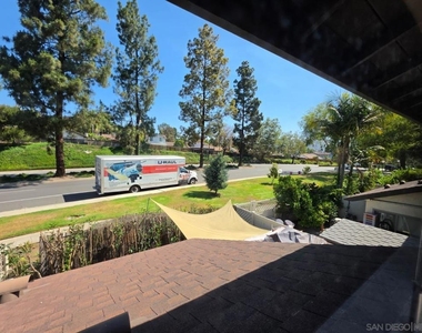 505 Smoketree Gln - Photo Thumbnail 4