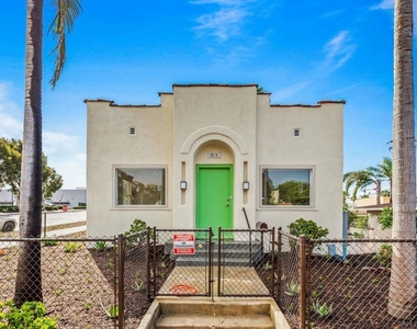 915 Civic Center Dr - Photo Thumbnail 1