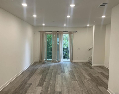 4374 Nautilus Way - Photo Thumbnail 5