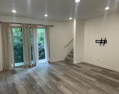 4374 Nautilus Way - Photo Thumbnail 4