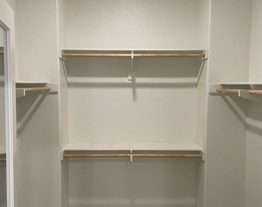 4374 Nautilus Way - Photo Thumbnail 9