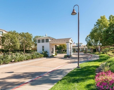 4374 Nautilus Way - Photo Thumbnail 18