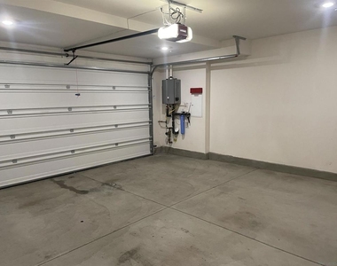 4374 Nautilus Way - Photo Thumbnail 11