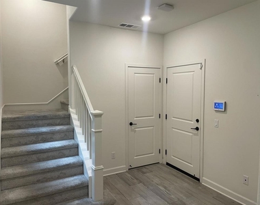 4374 Nautilus Way - Photo Thumbnail 7