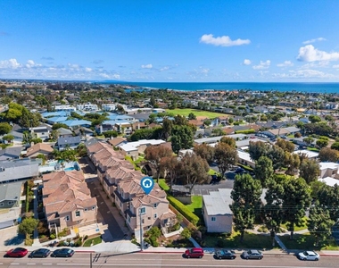 707 Magnolia Ave - Photo Thumbnail 3