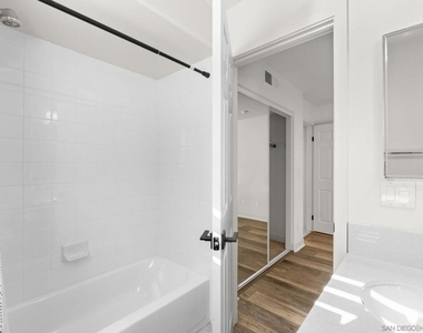 707 Magnolia Ave - Photo Thumbnail 27