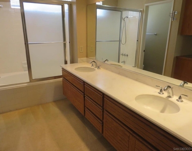 10884 Corte Playa Solana - Photo Thumbnail 31