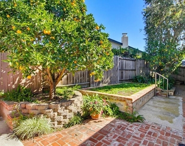 8635 Cliffridge - Photo Thumbnail 23