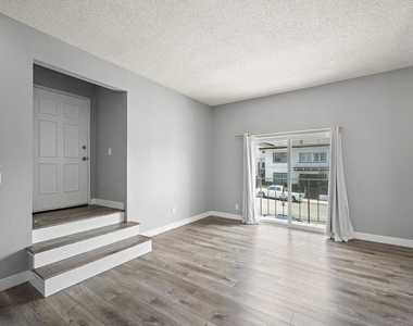 2108 3rd Ave - Photo Thumbnail 6