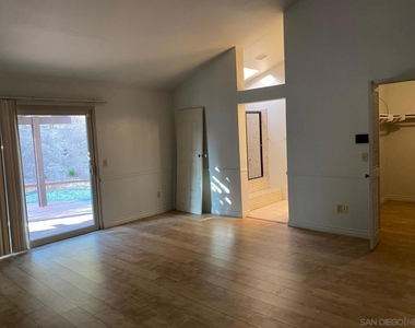 12592 Heatherfield Ln - Photo Thumbnail 33