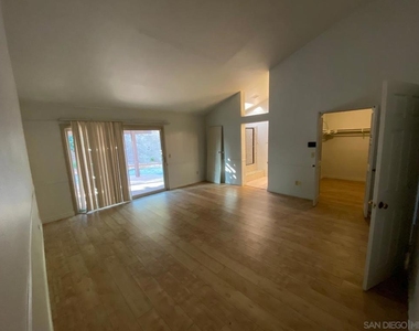12592 Heatherfield Ln - Photo Thumbnail 26