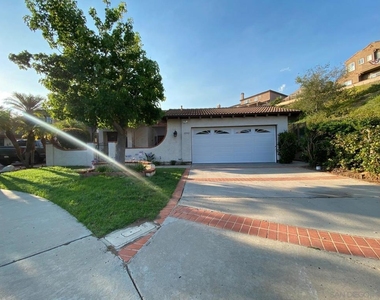 12592 Heatherfield Ln - Photo Thumbnail 1