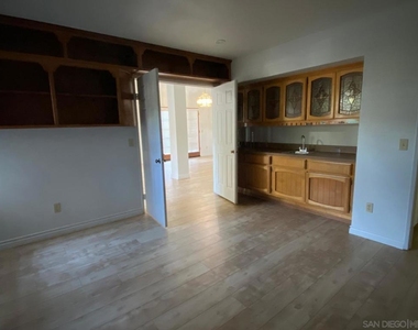 12592 Heatherfield Ln - Photo Thumbnail 19