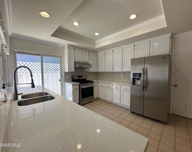 2828 Wasatch Court - Photo Thumbnail 5