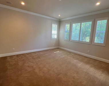 26803 Mont Calabasas Drive - Photo Thumbnail 14
