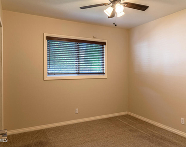 3590 Evans Drive - Photo Thumbnail 16